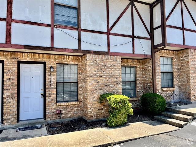 Building Photo - 1247 Dallas Dr Rental