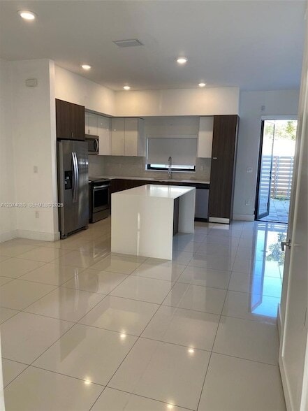 Photo - 10543 SW 118th Ave
