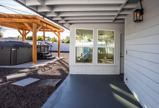 Photo - Biltmore District Luxury – 3 month leases avaialble 2,895.00