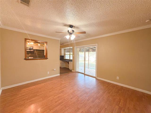 Photo - 2721 Buffalo Dr