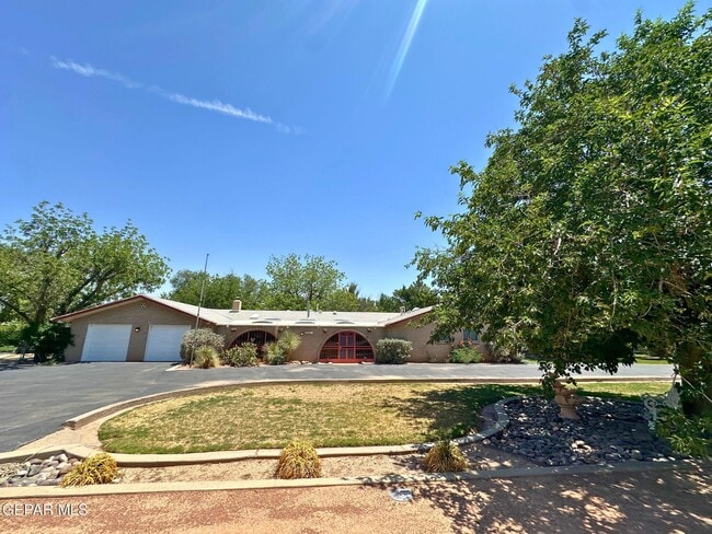 Building Photo - 1067 Villa Linda Way Rental