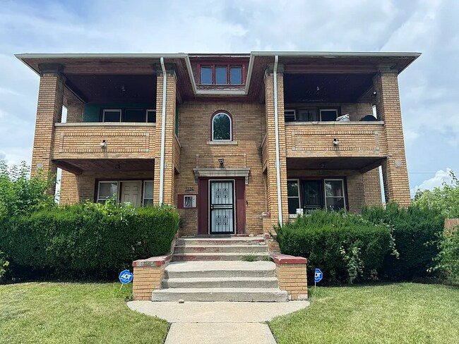 Building Photo - 3224 Monterey St