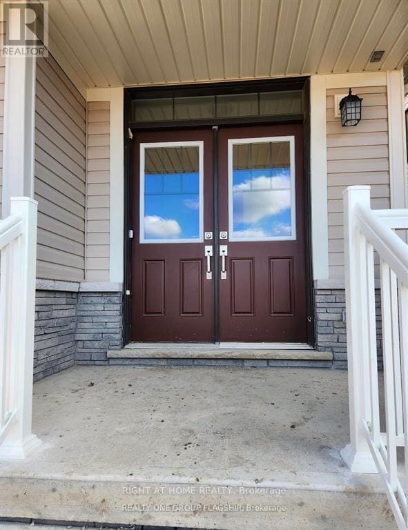 Photo - 77 Wintergreen Cres