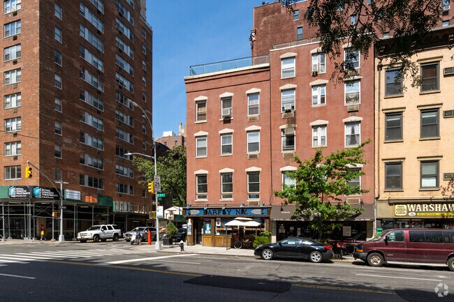 Photo - 151 E 20th St