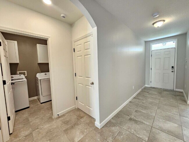 Photo - Rockledge 3/2