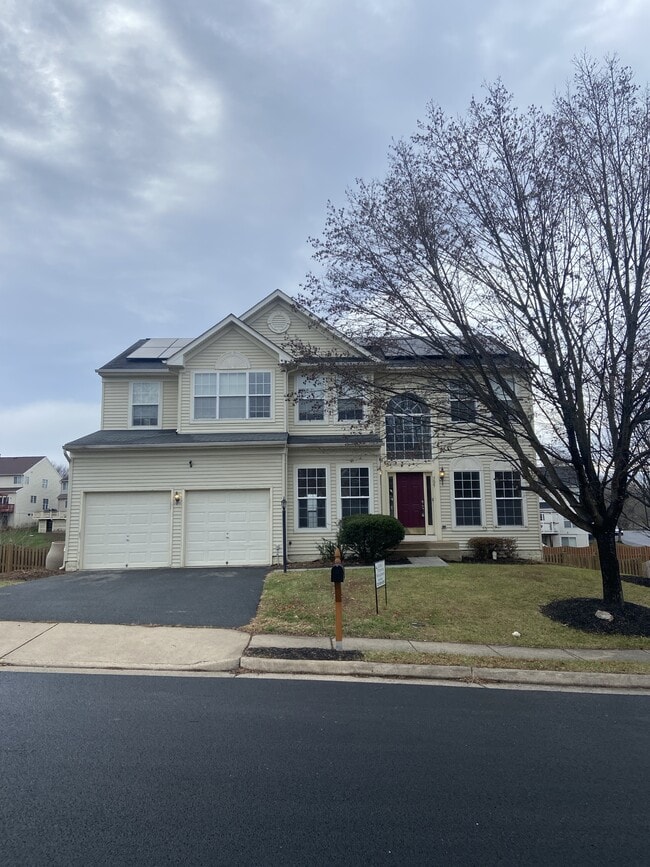 Photo - 305 N Old Dominion Ln