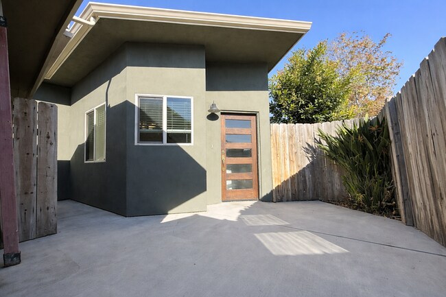Photo - Charming 2-Bedroom Fully Remodeled Home with Giant Yard in the College West Area! |Available Imme...