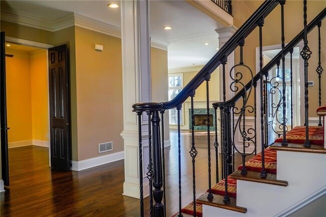 Photo - 1127 Ashton Bluff Dr NE