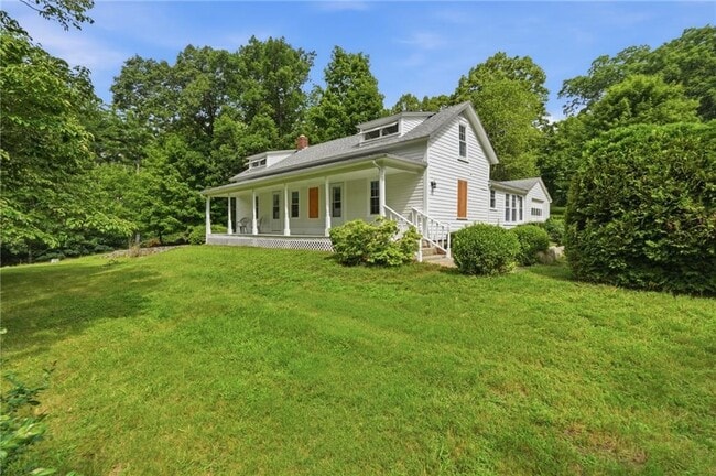 Building Photo - 37 Ryefield Rd