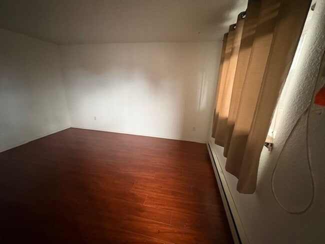 Photo - Olympia 4 Plex