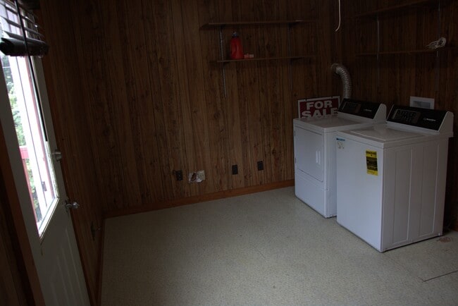 Building Photo - 10903 N College Ave Unit A