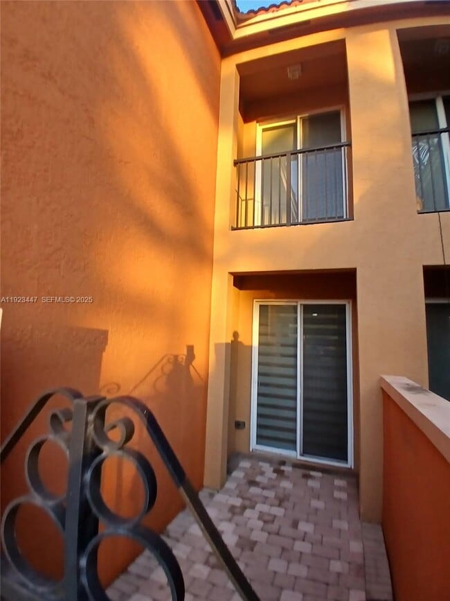 Photo - 12221 SW 27th St