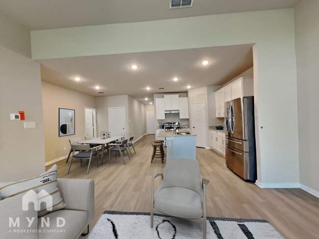 Photo - 6815 Titan Pk