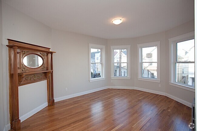 Building Photo - 376 Prospect St Unit 2 Rental
