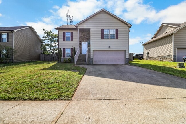 Photo - 2200 Trophy Trce