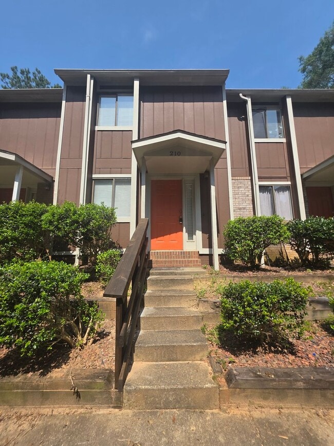 Building Photo - 210 Candlebrook Dr Unit 210 Candlebrook Drive