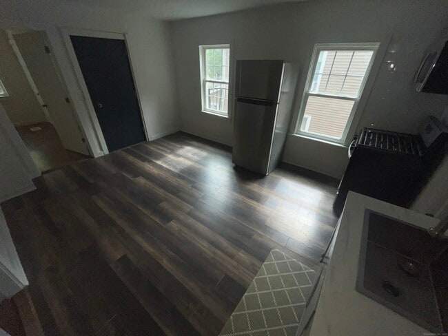 Photo - 212 Newhall St Unit 2