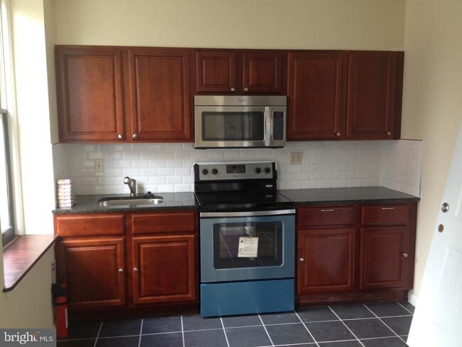 Photo - 228 Arch St Apartment Unit 3F