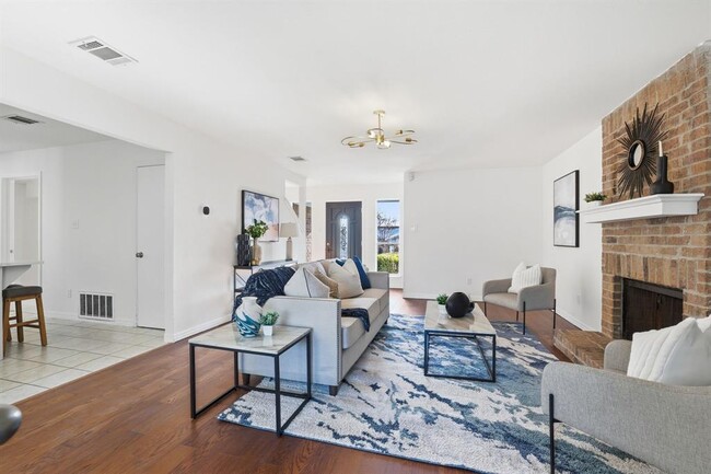 Photo - 13004 Esplanade St