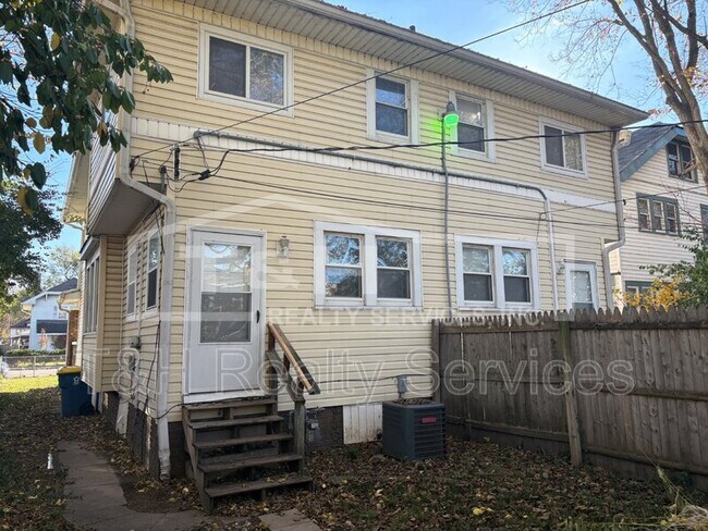 Photo - 3328 N College Ave