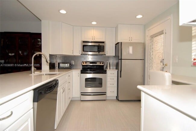 Photo - 300 NE 12th Ave Condo Unit 207