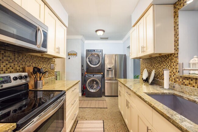 Photo - 145 SE 3rd Ave