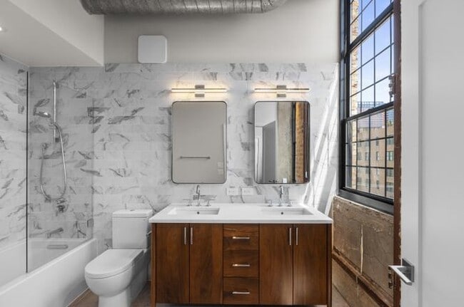 Photo - 2 bedroom in Chicago IL 60607 Unidad 4M