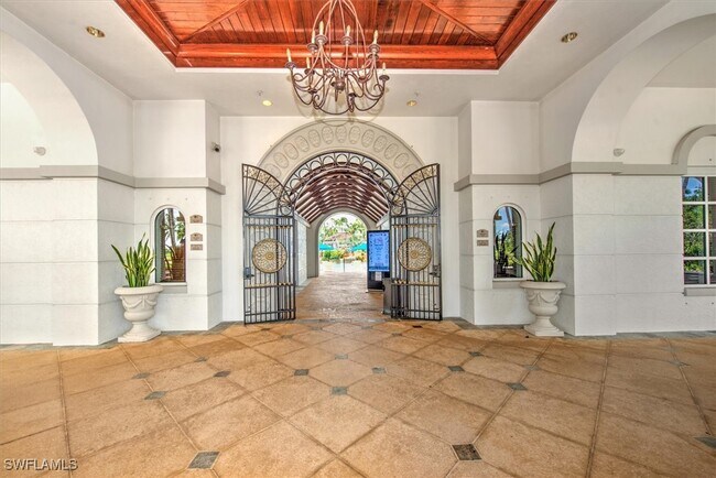 Building Photo - 8375 Whisper Trace Way Unit M203