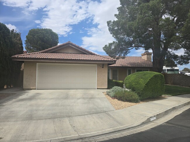 Photo - 418 Mt Baldy Cir