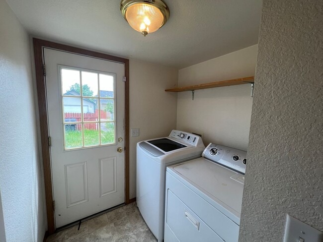 Photo - WINTER SPECIAL - $1695 Base Rent January-March - 2 Bed 2 Bath