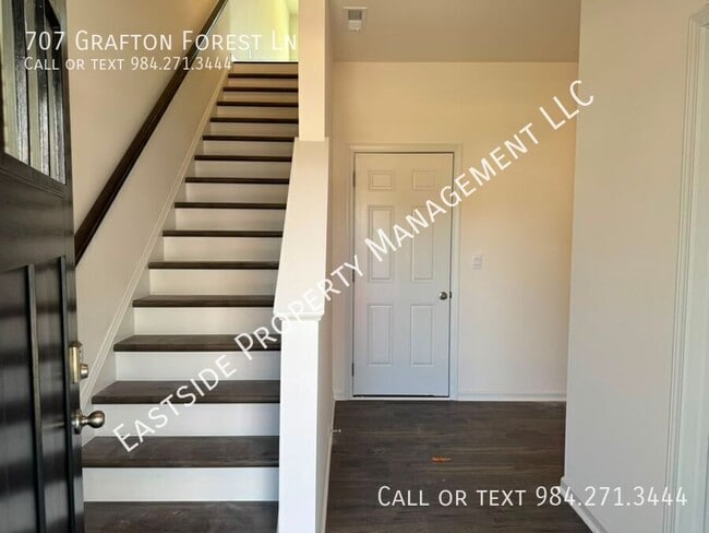 707 Grafton Frst Ln