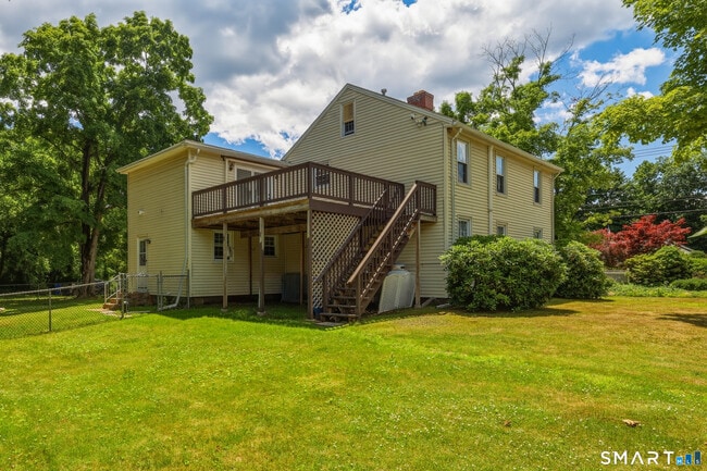 945 Glastonbury Turnpike