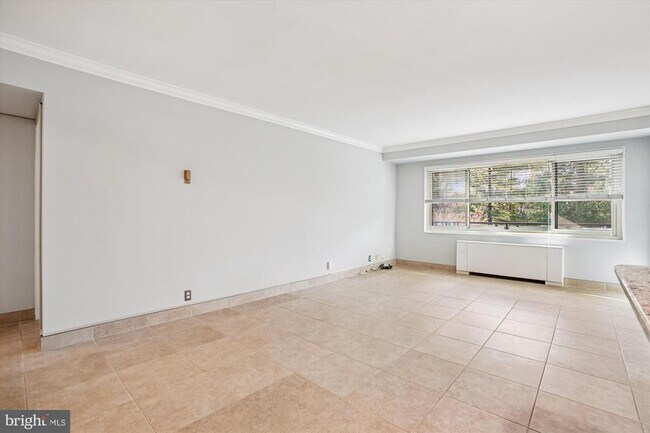 Photo - 4201 CATHEDRAL Ave NW Unidad 407W