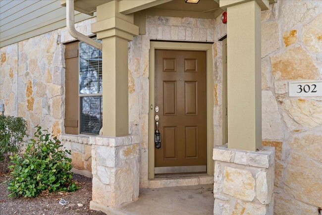 Building Photo - 14815 Avery Ranch Blvd Unit 302 Rental