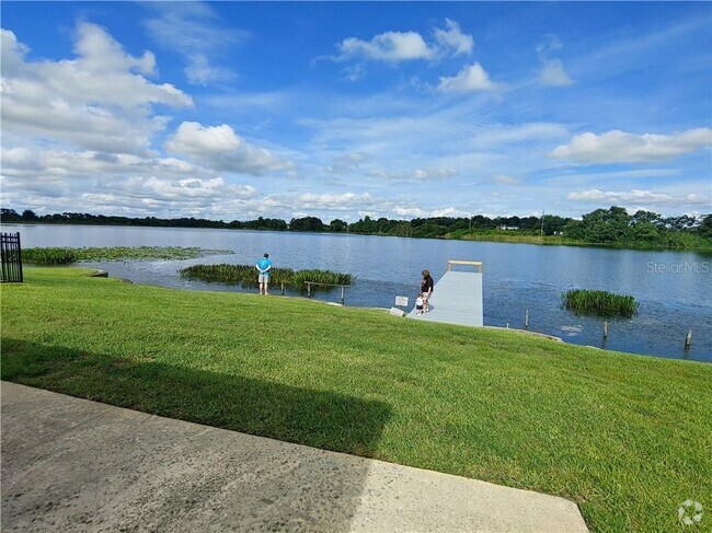 Building Photo - Winter Haven Apt