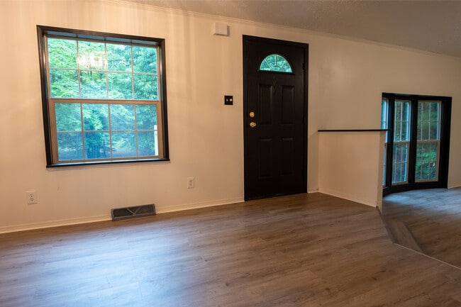 Photo - 10964 N Mackinaw Hwy