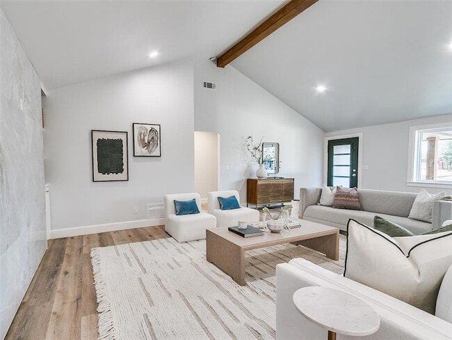 Photo - 2101 NW 60th St