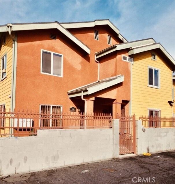 Photo - 1343 E Adams Blvd