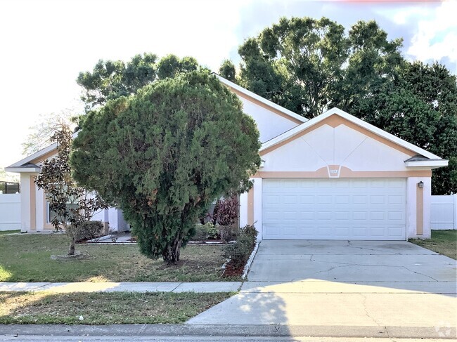 Building Photo - 2808 Berkshire Cir Rental