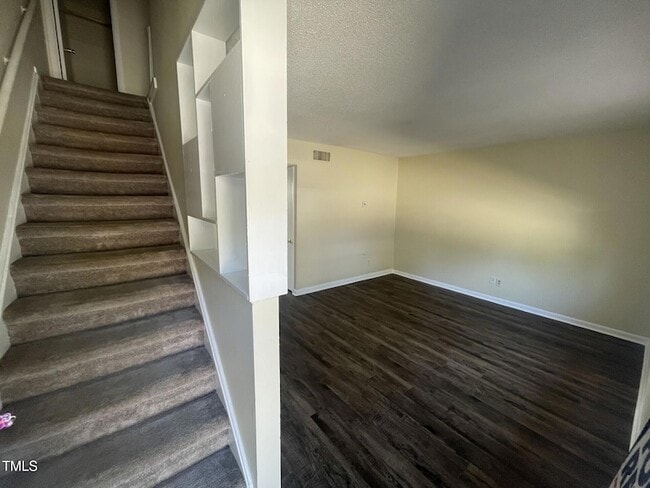 Photo - 120 Byrum St