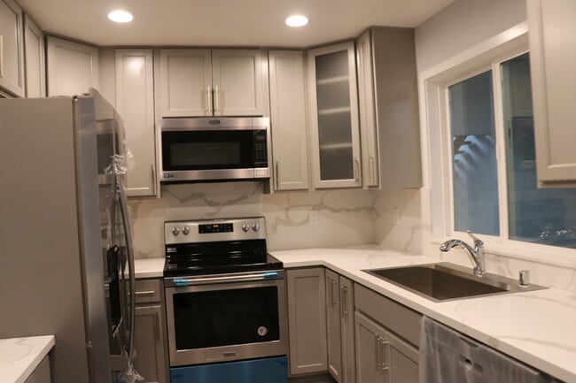 Photo - 16730 Barnell Ave Unit 2