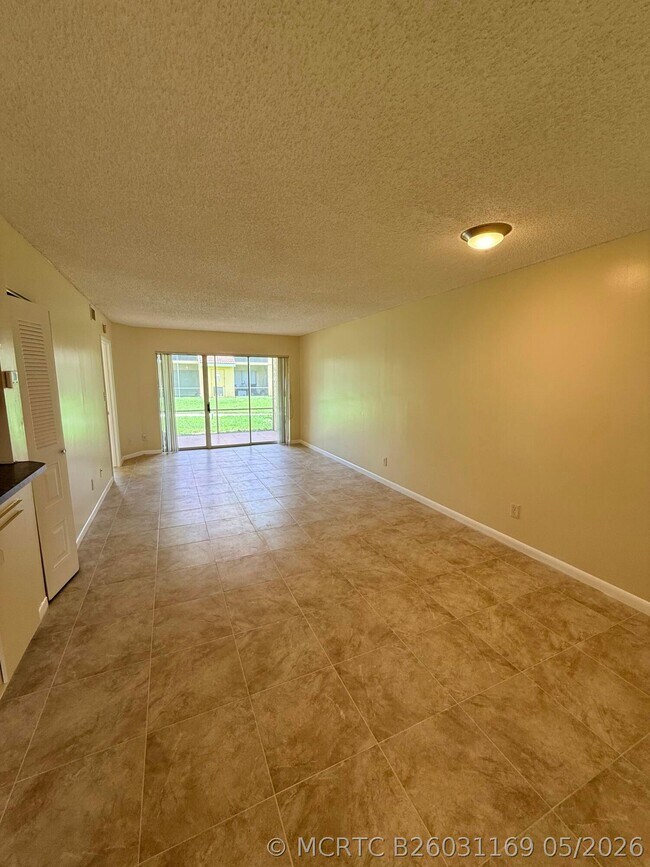 Photo - 1142 Coral Club Dr Unit 1142