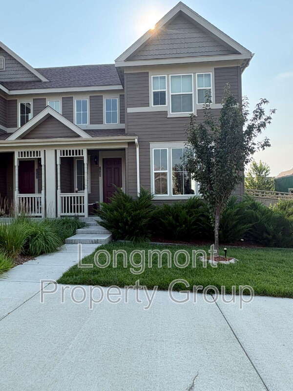 Building Photo - 1648 Drake Aly