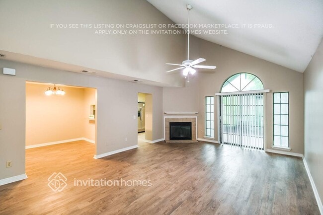 Photo - 8104 Kilwinning Ln