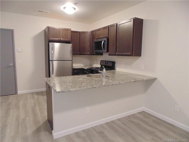 Photo - 2838 Fairfield Ave