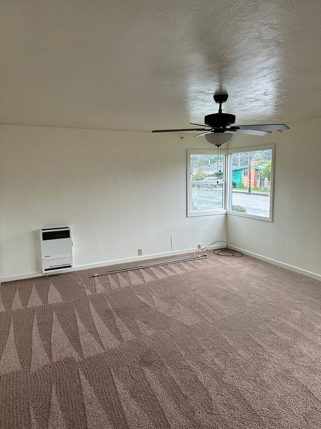 Photo - 3852 G St Unit Apt A