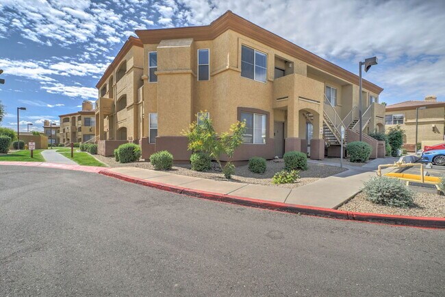Building Photo - 2134 E Broadway Rd Unit 2041 Rental