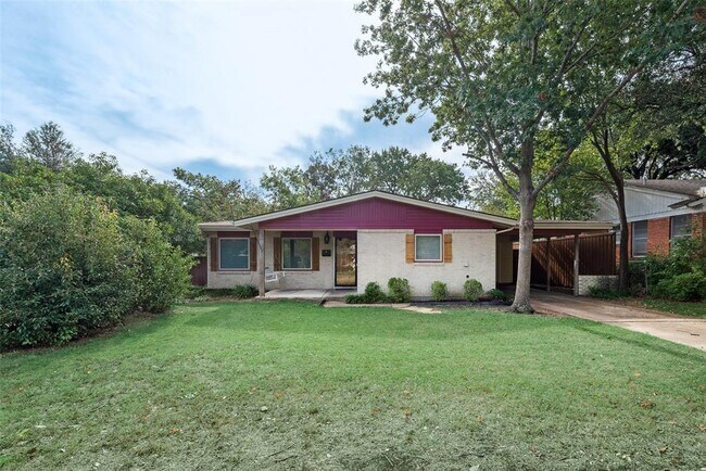 Photo - 6722 Hialeah Dr