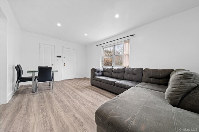 Photo - 131-55 234th St Unidad Lower Level