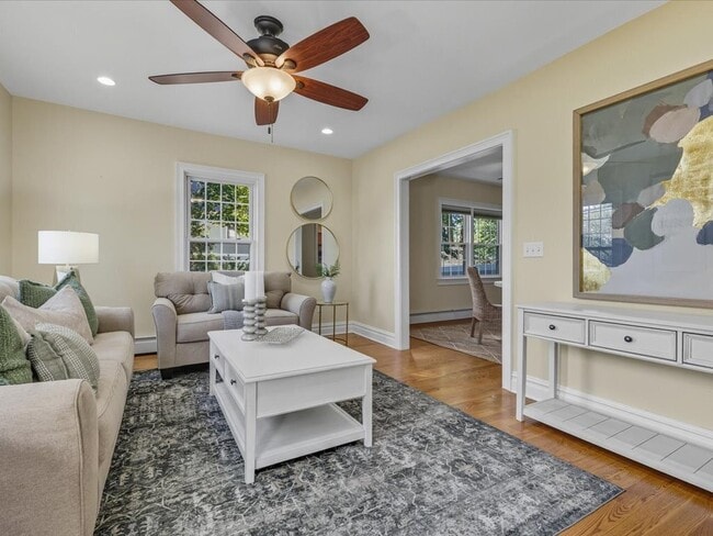 Photo - 217 Huntington Rd